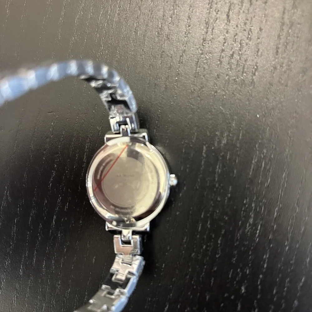 nvicta Women's Angel Watch 69072 New in Box